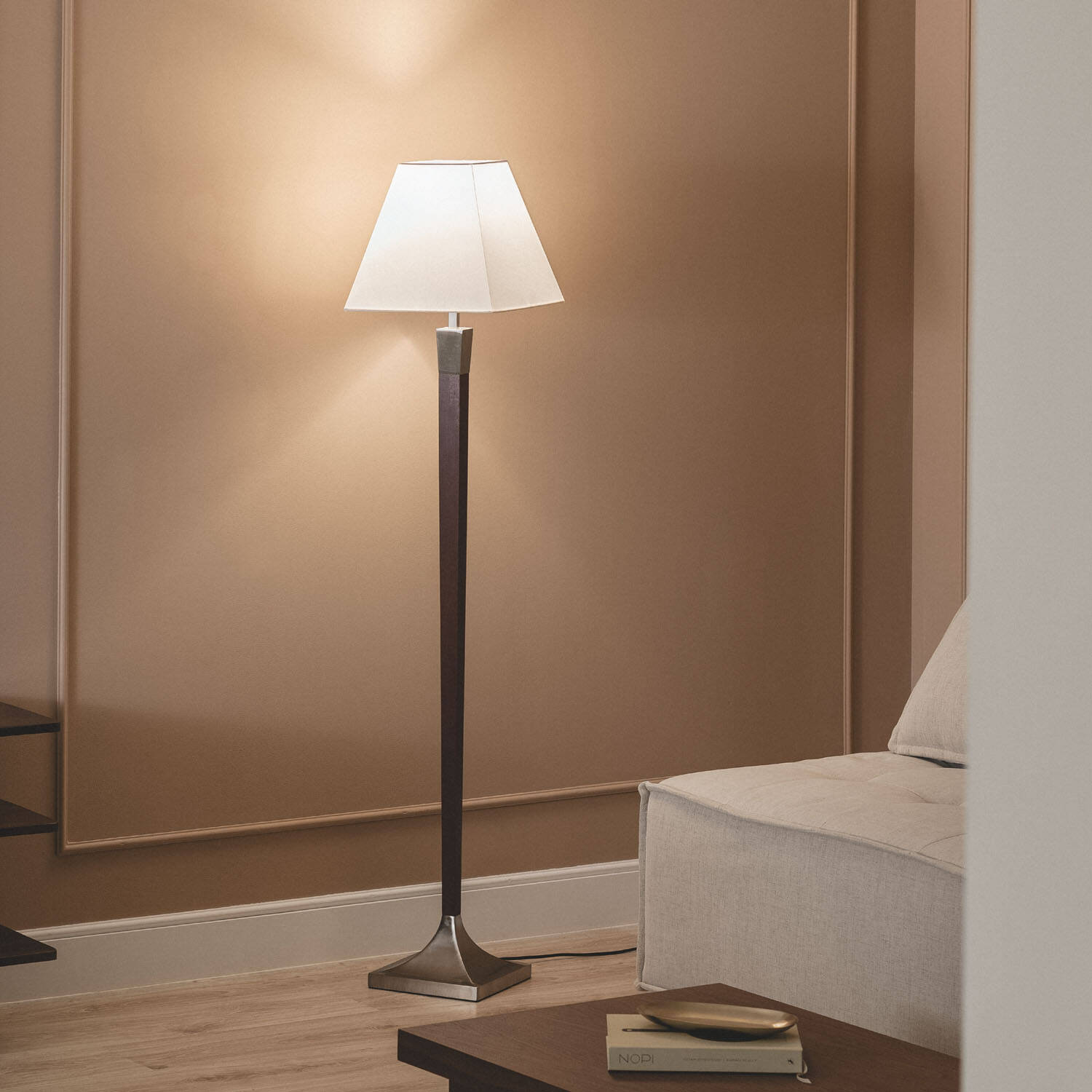 Lampadaire Bois Barcud R2471-W47