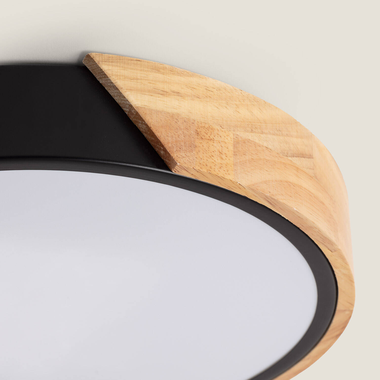 Plafonnier LED Rond Bois CCT Sélectionnable Semi-Dari 18W ILUZZIA Couleur Noire R2187-W38