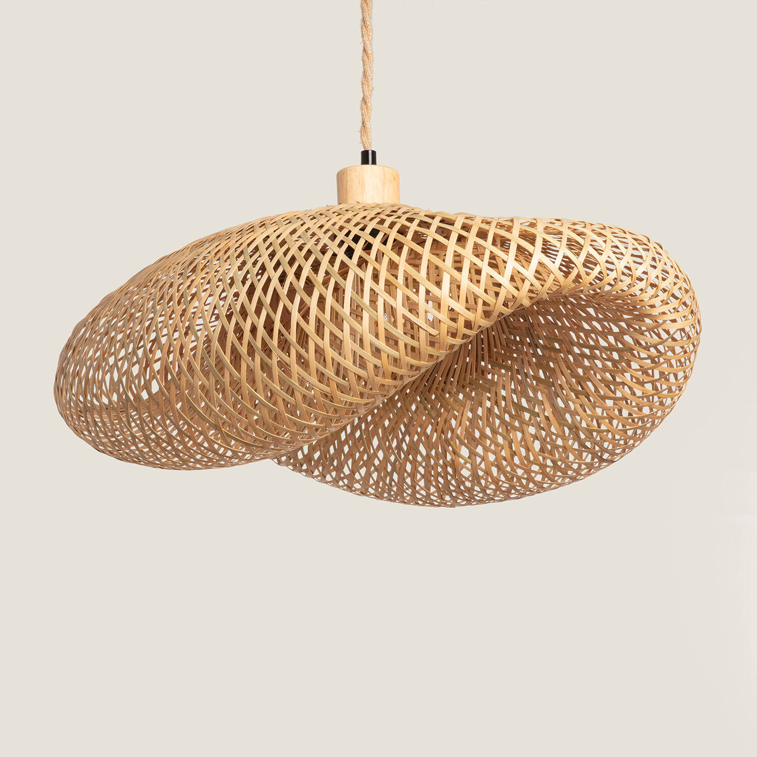 Suspension Bambou Kathu Karatasi couleur camel