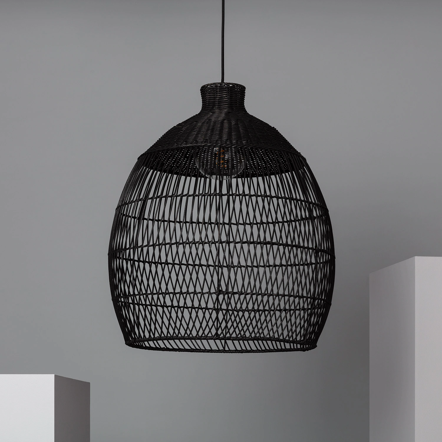 Suspension Osier Fuyang ILUZZIA Couleur Noire - R2354-W46