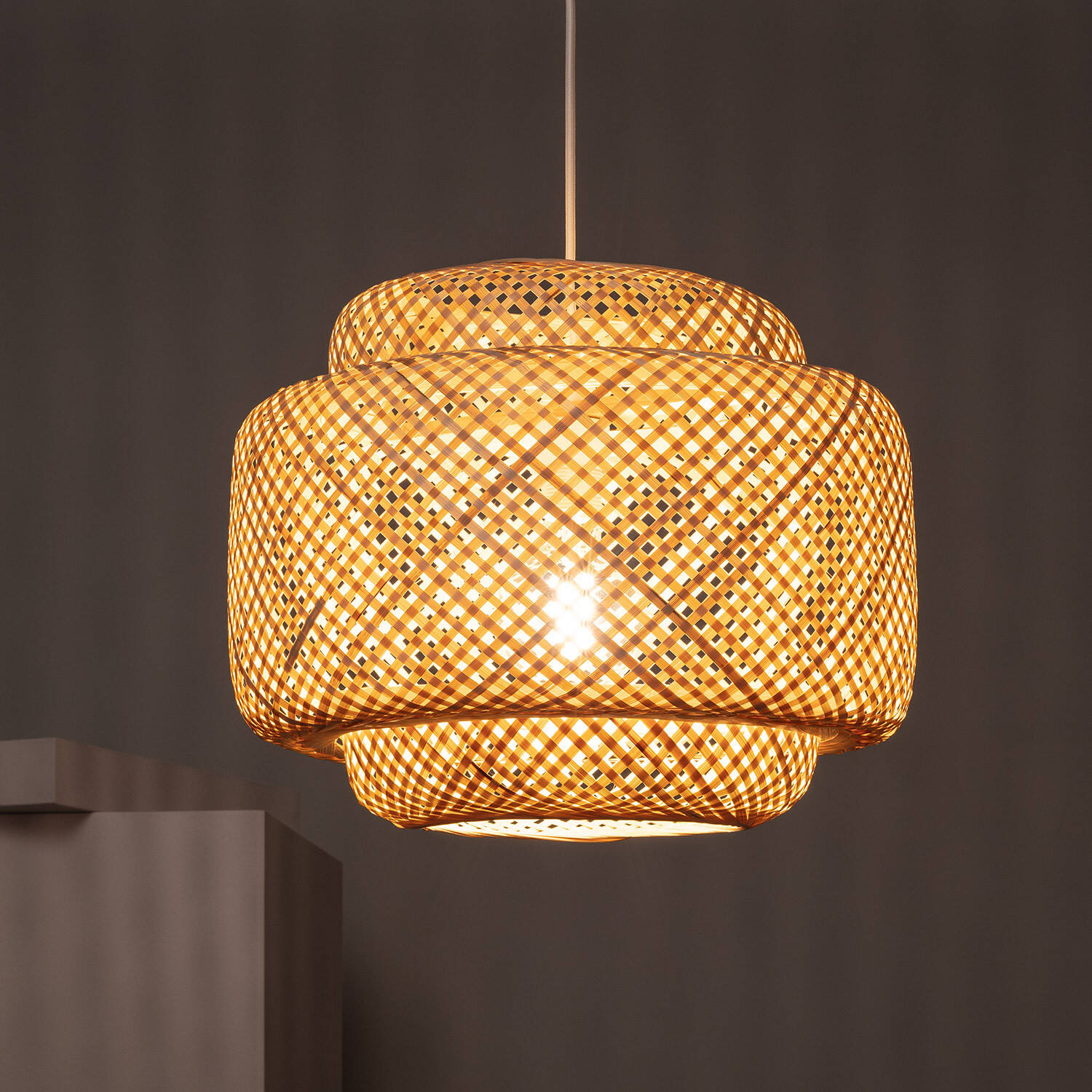 Suspension Bambou Nagua ILUZZIA Couleur Naturelle R2369-W40