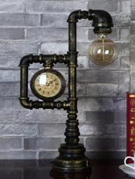 MC06 -- LAMPE DE TABLE HORLOGE